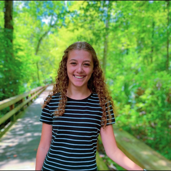 HEY I’m Sam! <3 - Picture 2 of 2